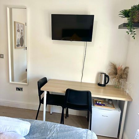 Cosy En-Suite Room In Stratford London Kültér fotó